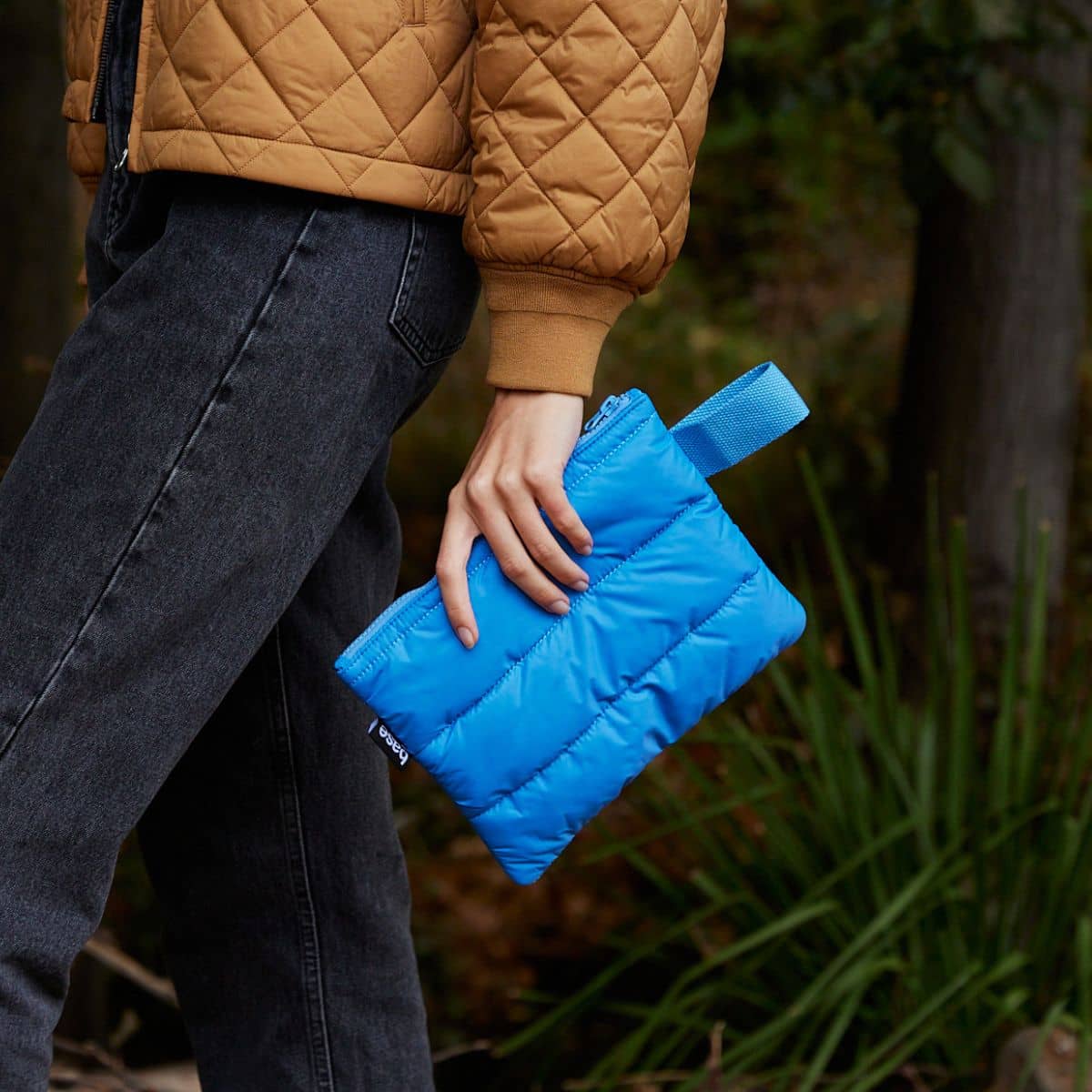 Base Cloud Collection - Flat Base Clutch - Bleu - Image 3