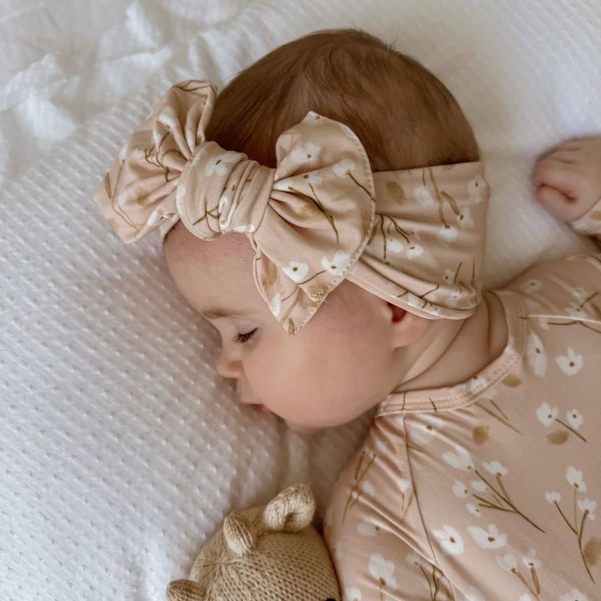 Blossom & Pear Bamboo Topknot - Blushing Blooms - Image 4