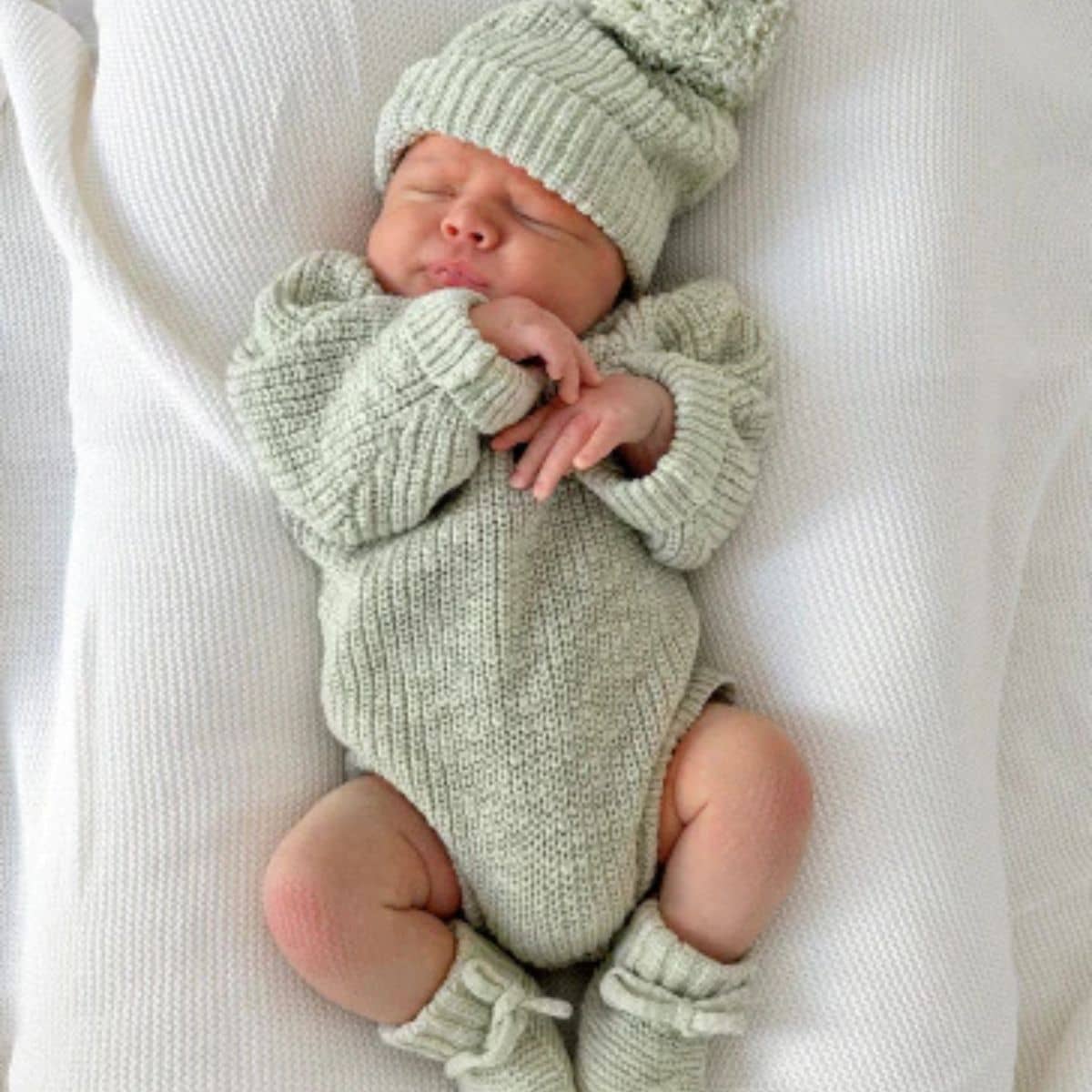 Blossom & Pear Chunky Knit Romper - Pear - Image 2