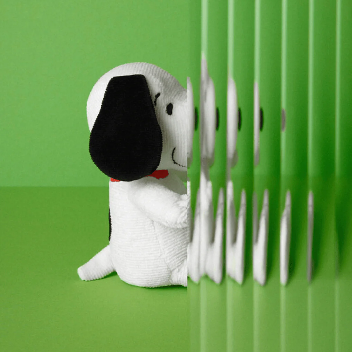 Bon Ton Toys Snoopy Mini Corduroy Plush Toy in Gift Box - Image 5