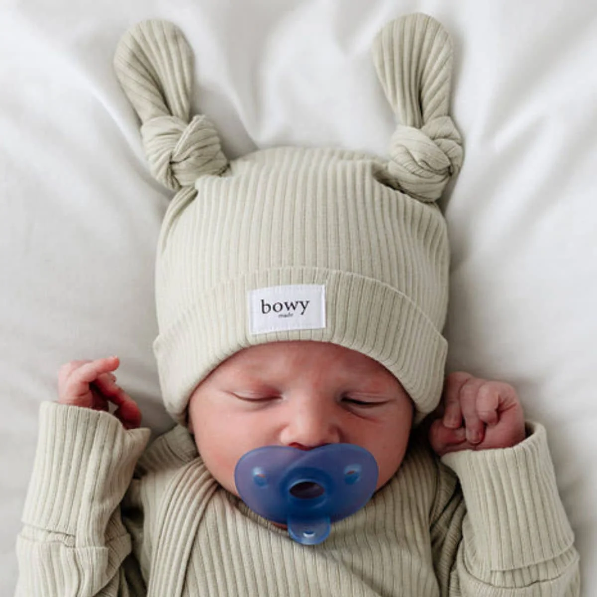 Bowy Made Double Knot Beanie - Clover - Image 4