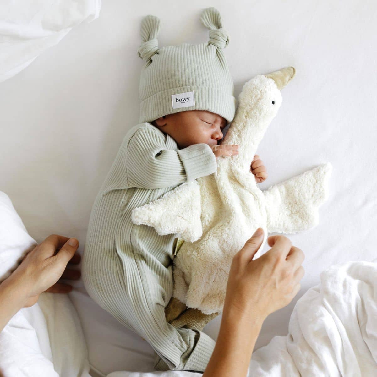 Bowy Made Ribbed Cotton Onesie - Clover - Image 8