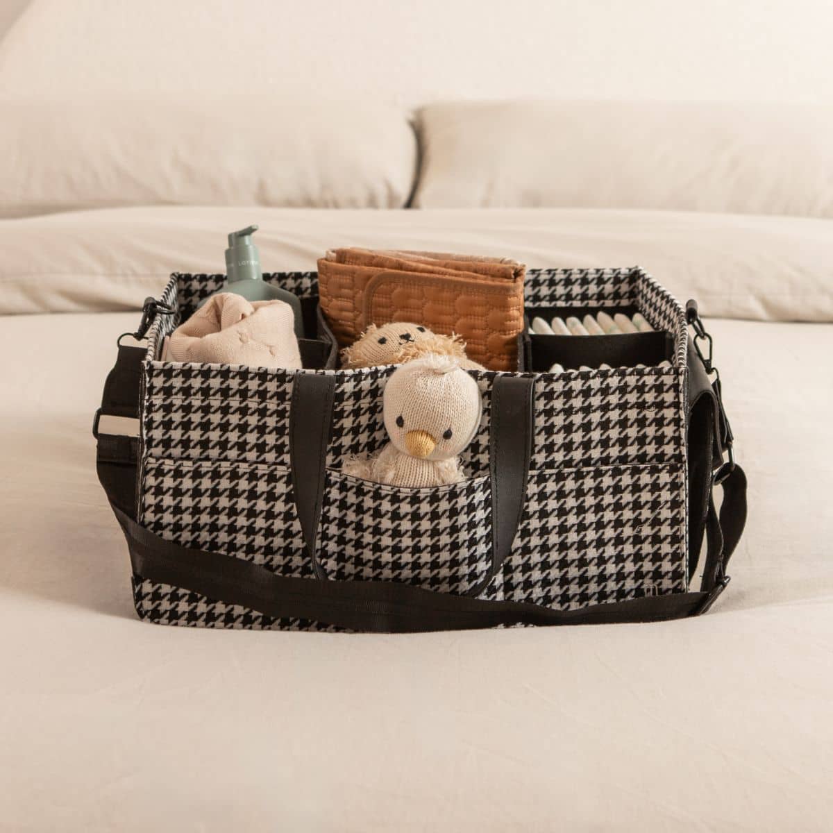 Bunnie Caddie Deluxe Nappy Organiser - Houndstooth Black - Image 5