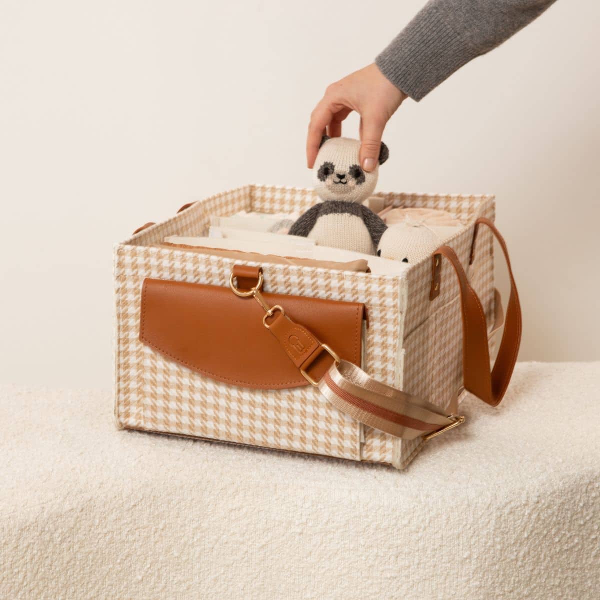 Bunnie Caddie Deluxe Nappy Organiser - Houndstooth Tan - Image 12