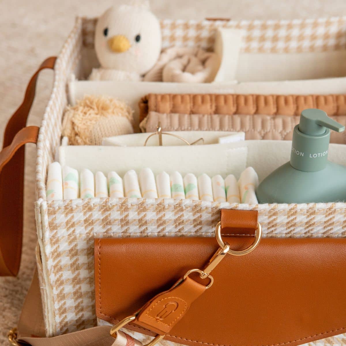 Bunnie Caddie Deluxe Nappy Organiser - Houndstooth Tan - Image 6