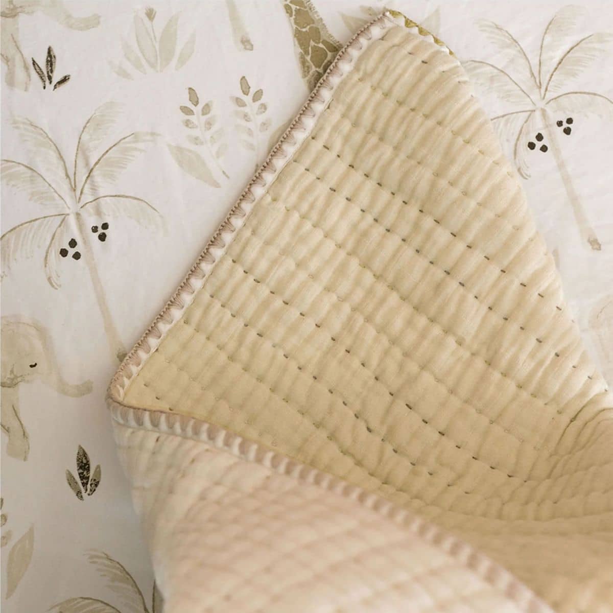 Crane Baby Quilted Blanket - Kendi - Image 8