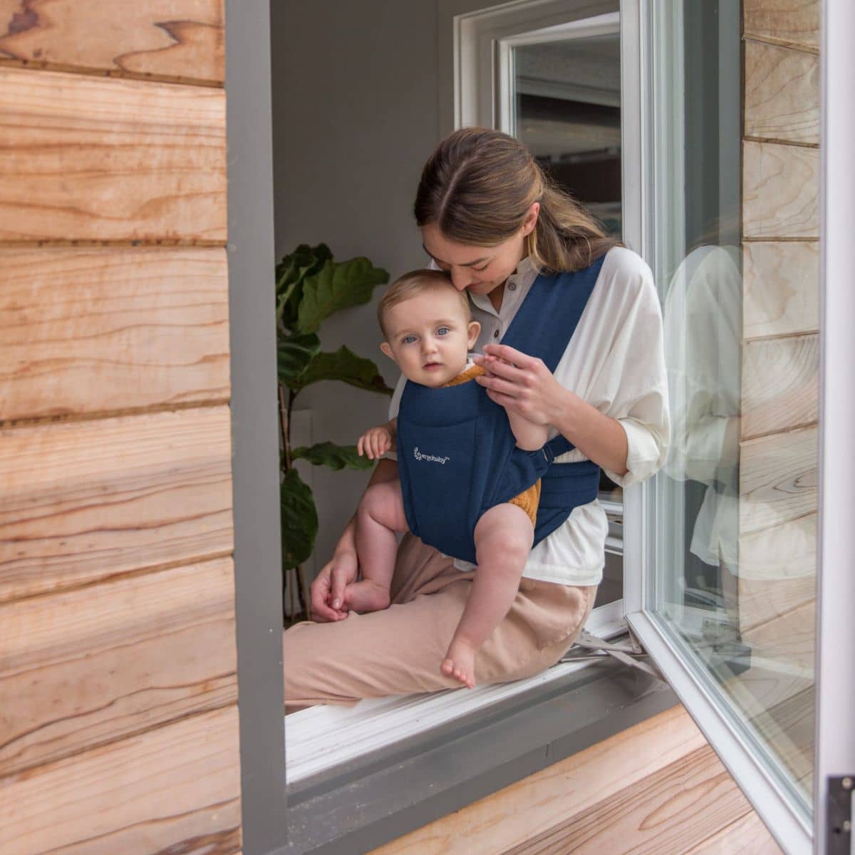Ergobaby Embrace Baby Carrier - Midnight Blue - Image 7