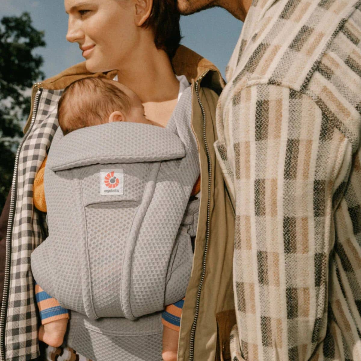 Ergobaby Omni Deluxe Mesh Baby Carrier - Pearl Grey - Image 5