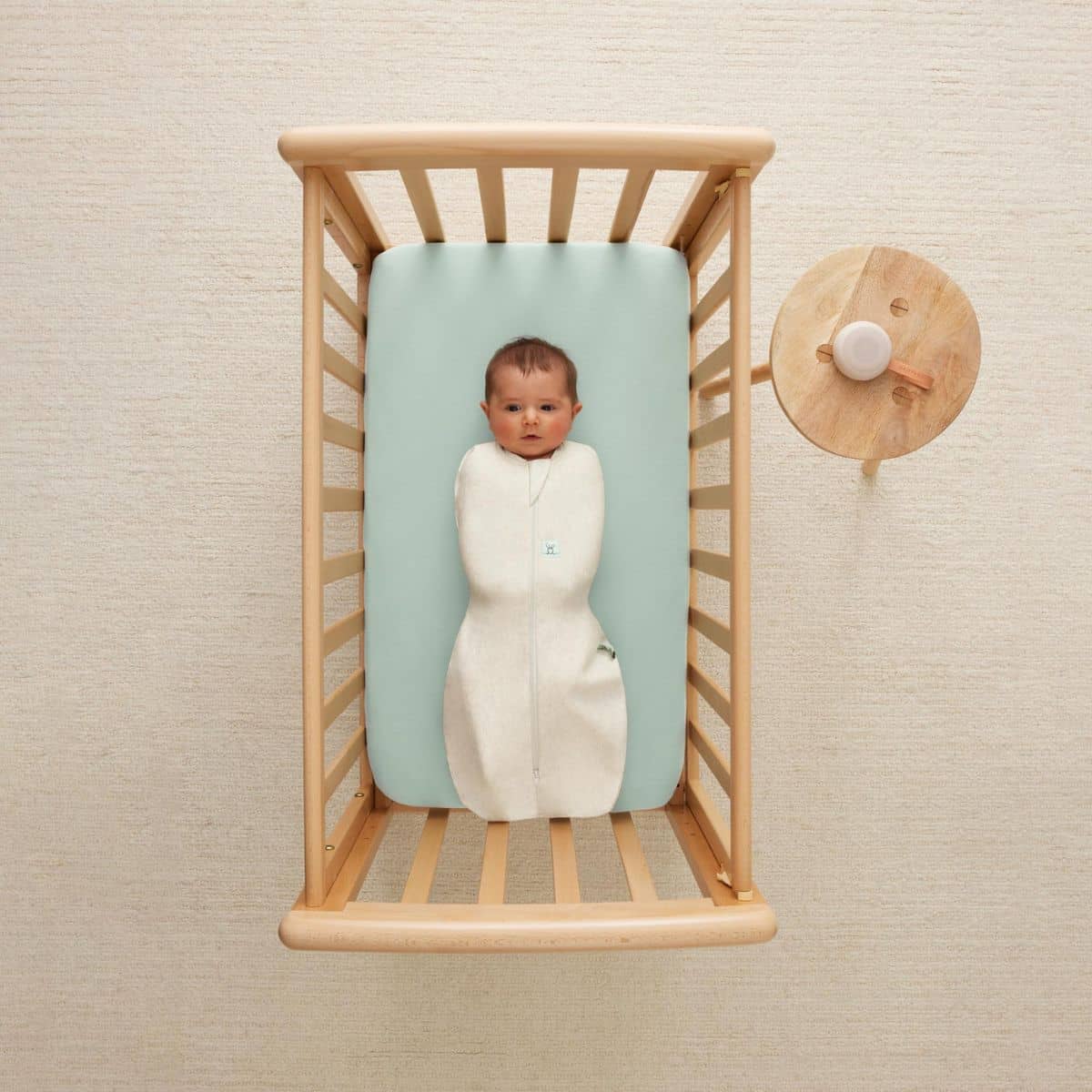 ergoPouch Cocoon Swaddle Bag 0.2 TOG - Oatmeal Marle - Image 4