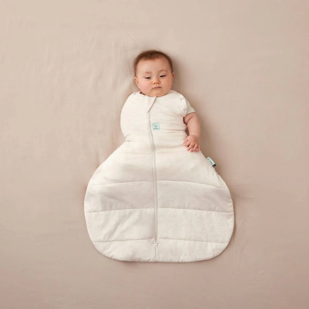 ergoPouch Hip Harness Cocoon Swaddle Bag 3.5 TOG - Oatmeal Marle - Image 4