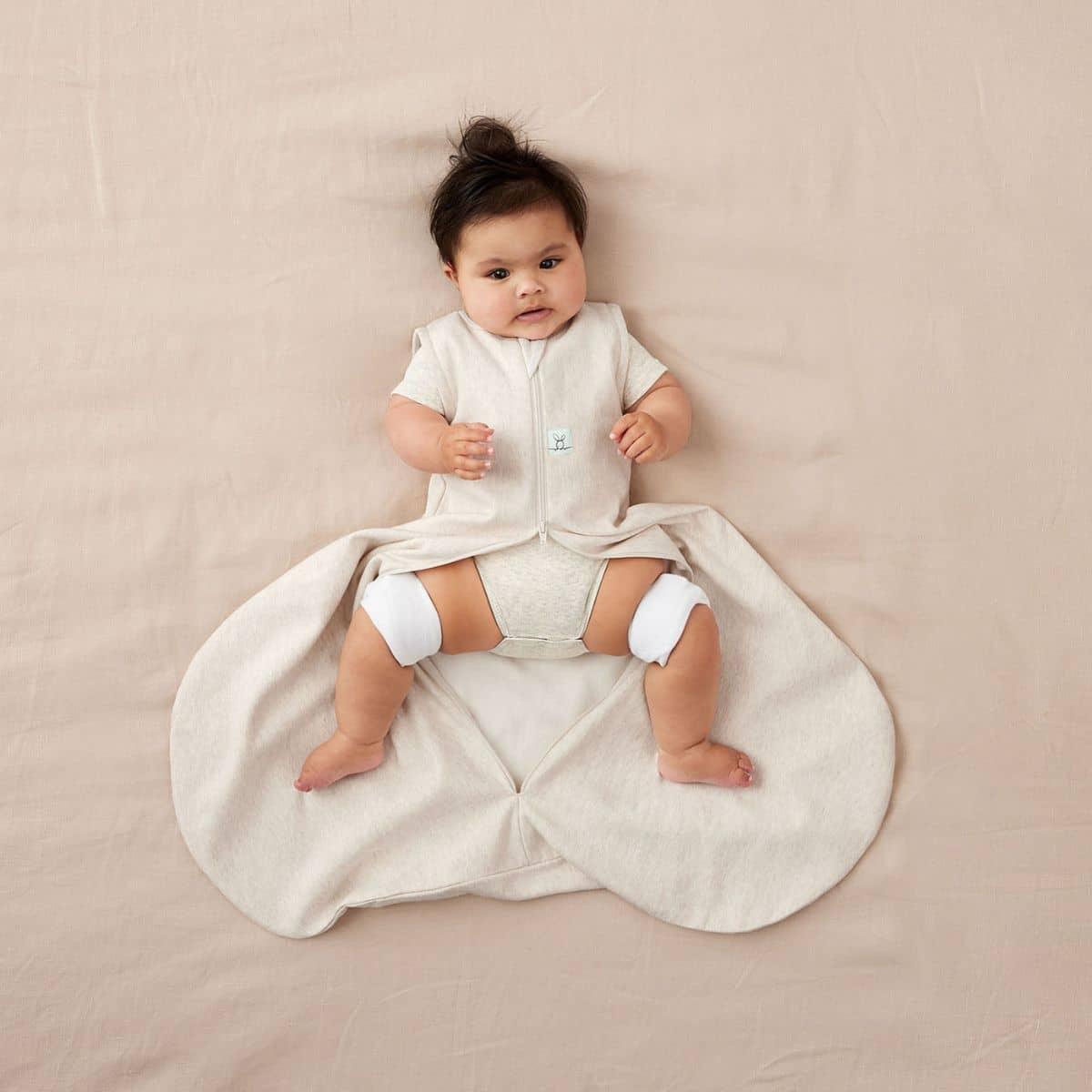 ergoPouch Hip Harness Sleeping Bag 0.2 TOG - Oatmeal Marle - Image 2