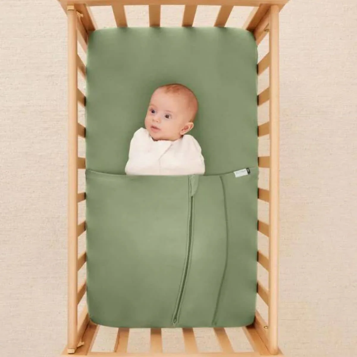 ergopouch HugMe Blanket - 0.2 + 1.0 TOG - Bassinet - Image 3