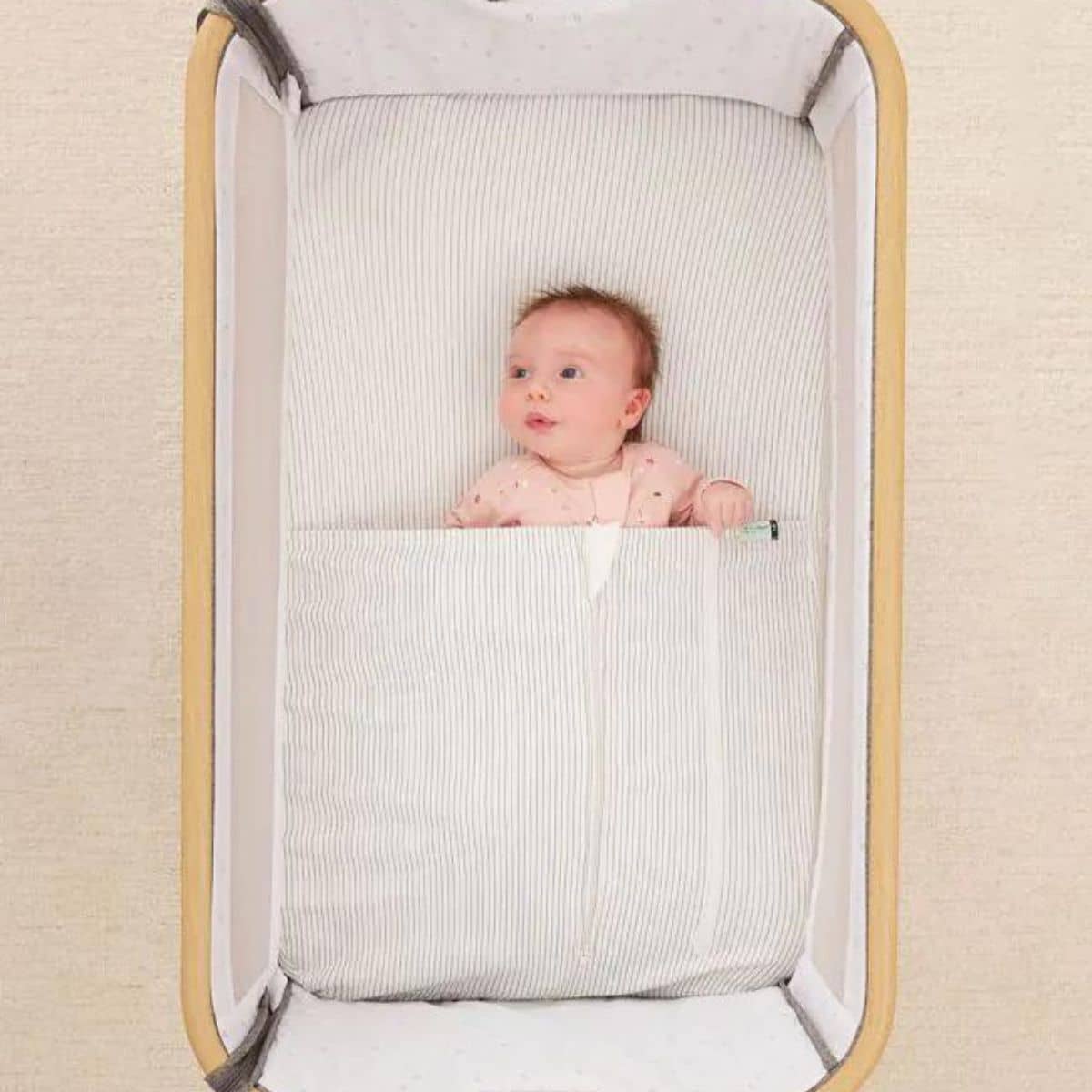 ergopouch HugMe Blanket - 0.2 + 1.0 TOG - Bedside Sleeper - Image 3