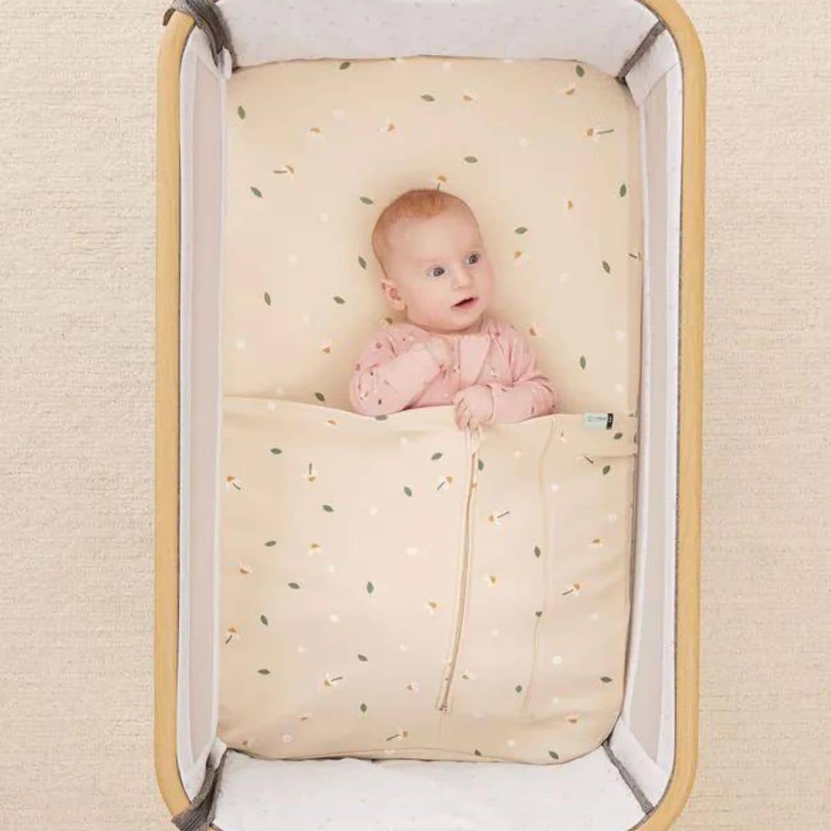 ergopouch HugMe Blanket - 0.2 + 1.0 TOG - Bedside Sleeper - Image 6