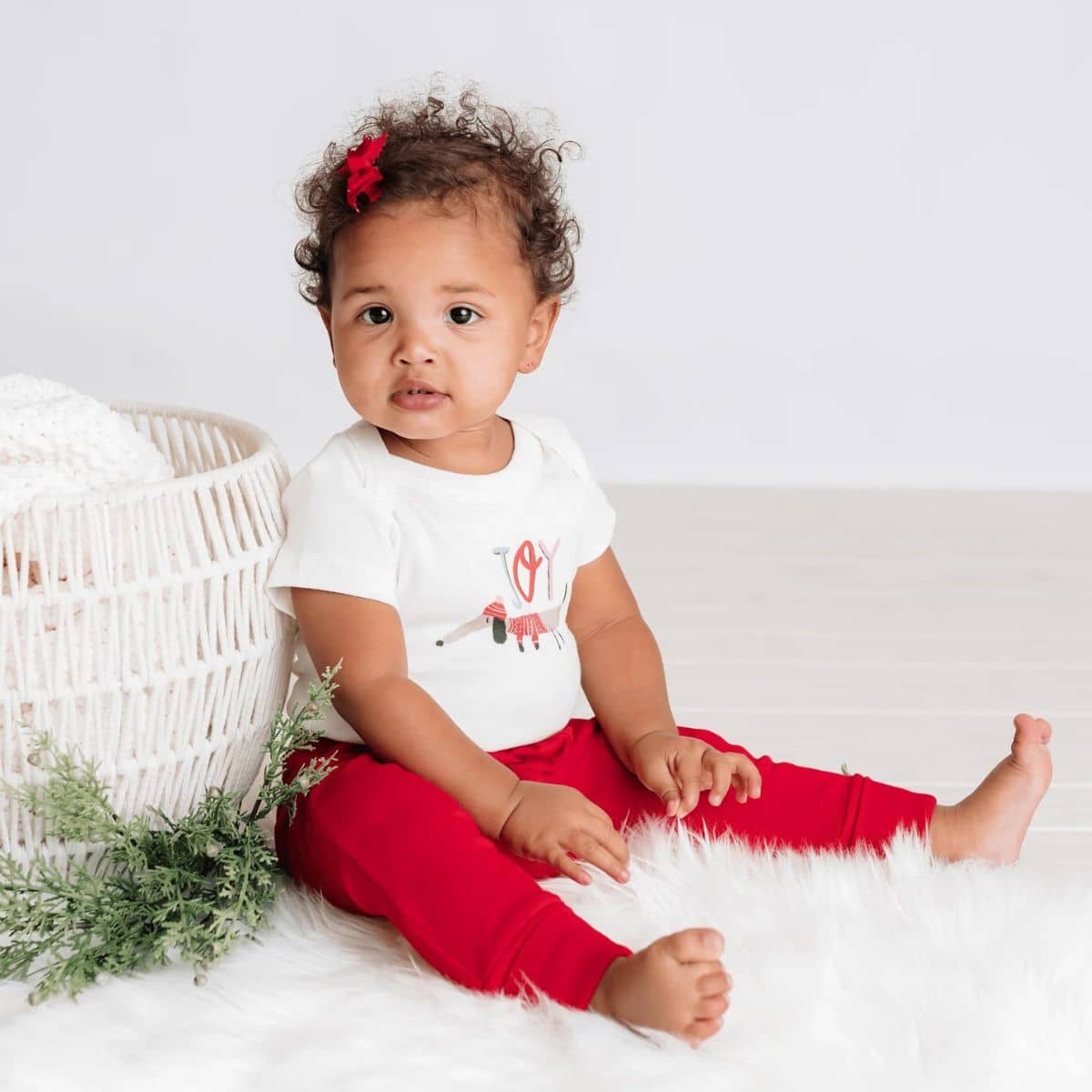Finn and Emma Organic Short Sleeve Bodysuit - Joy Dog - Image 2