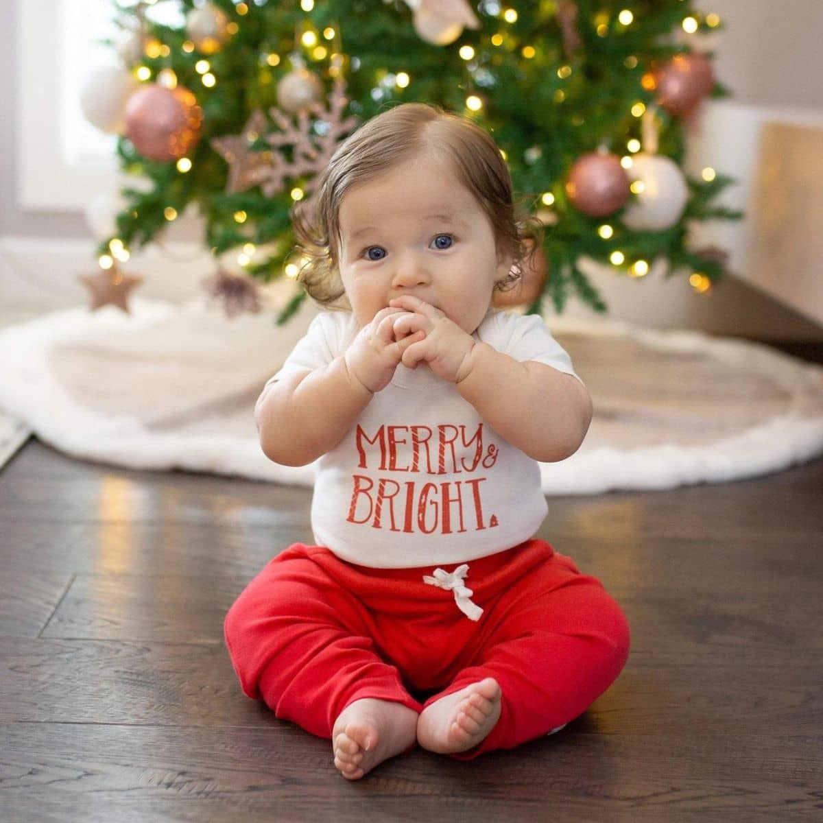 Finn and Emma Organic Short Sleeve Bodysuit - Merry & Bright - Image 2