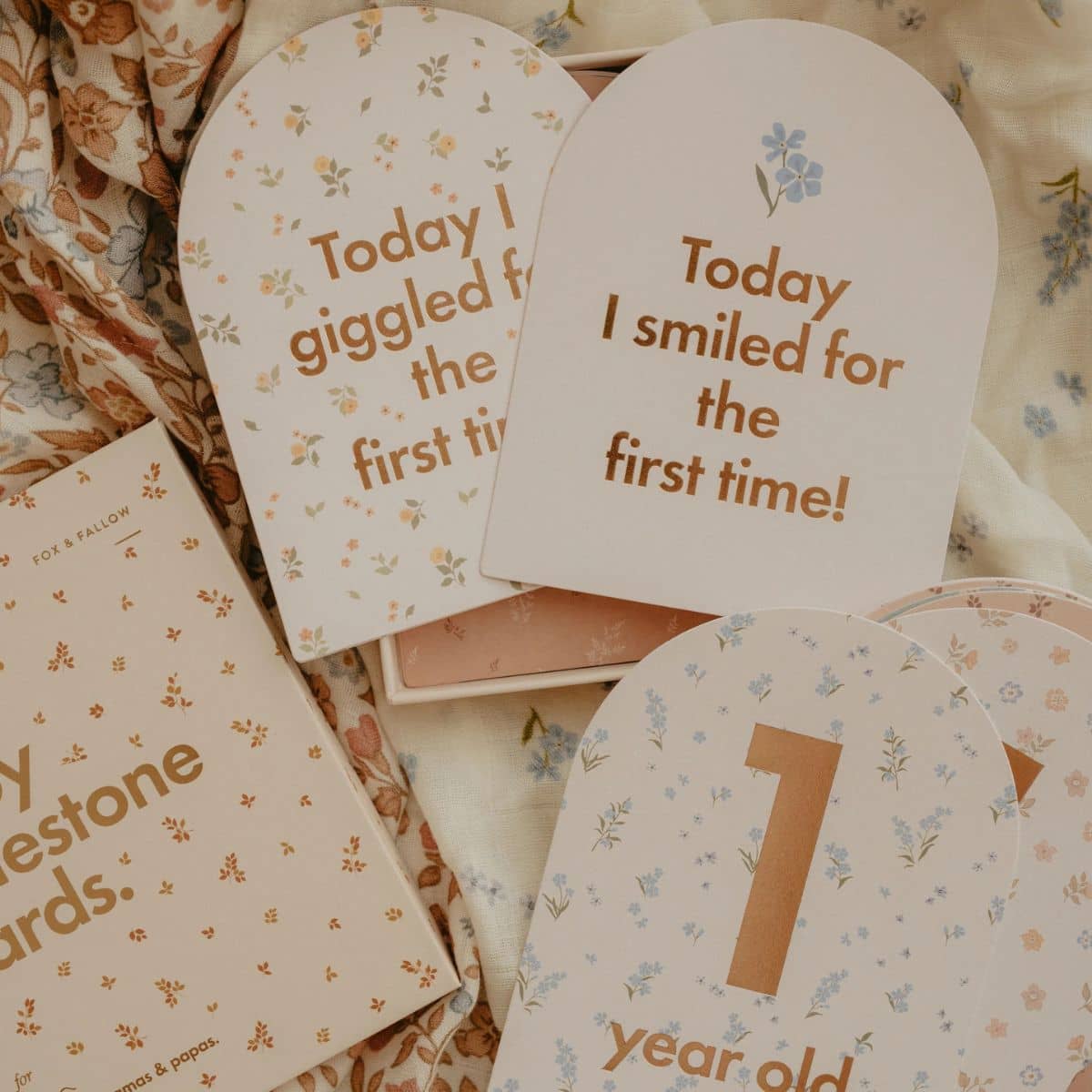 Fox & Fallow Baby Milestone Cards - Broderie - Image 17