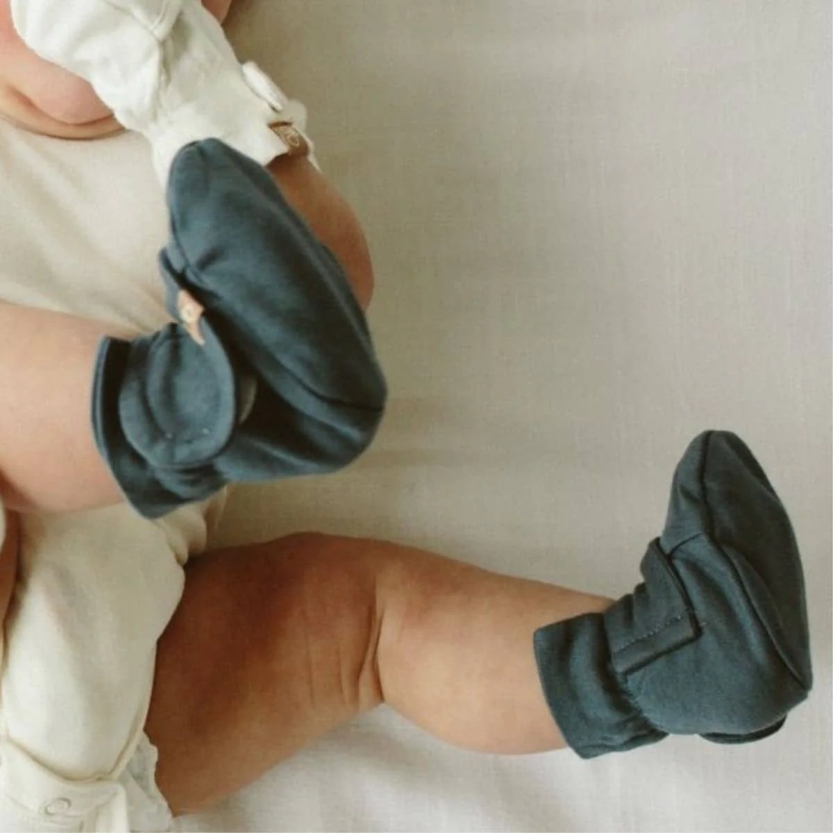 Goumi Stay On Baby Boots - Midnight - Image 2