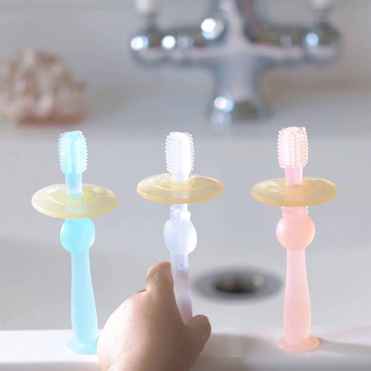 Haakaa 360° Silicone Baby Toothbrush - Image 3