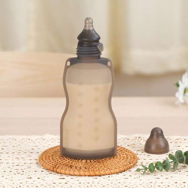 Haakaa Reusable Silicone Squeeze and Feed Bag Combo - Image 3