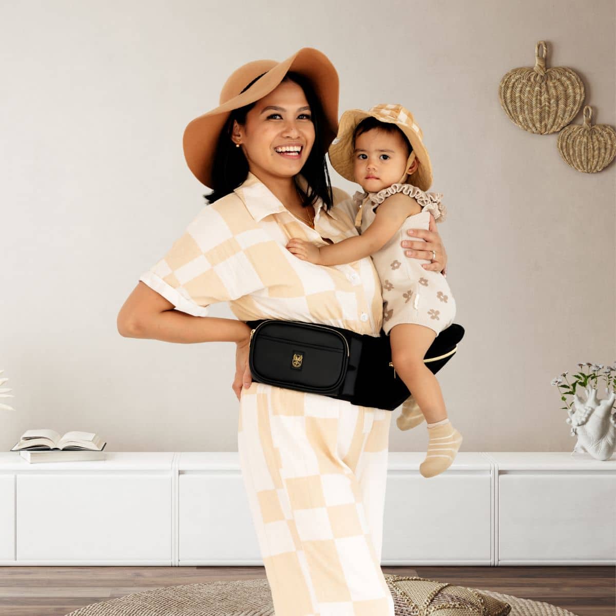 Hackerlily Hipsurfer - Hipseat Baby Carrier + Bum Bag - Black Vegan Leather - Image 6