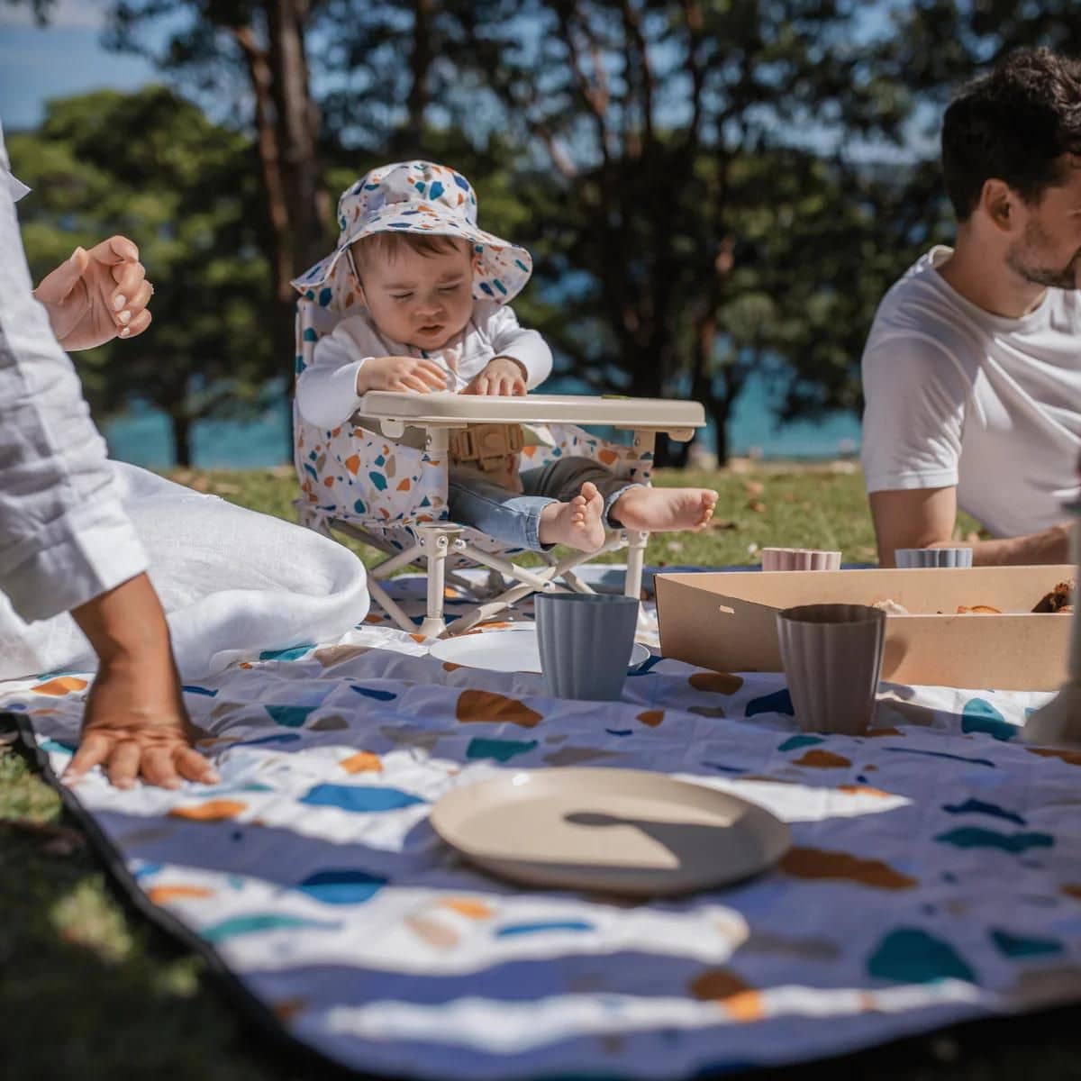 Izimini Family Size Picnic Rug/Mat - Charlie - Image 5