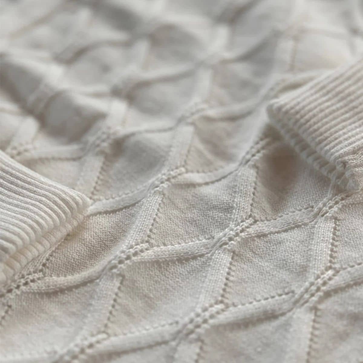 Jujo Baby Shwrap Knitted Blanket With Sleeves - Filigree Lace - Off White - Image 5