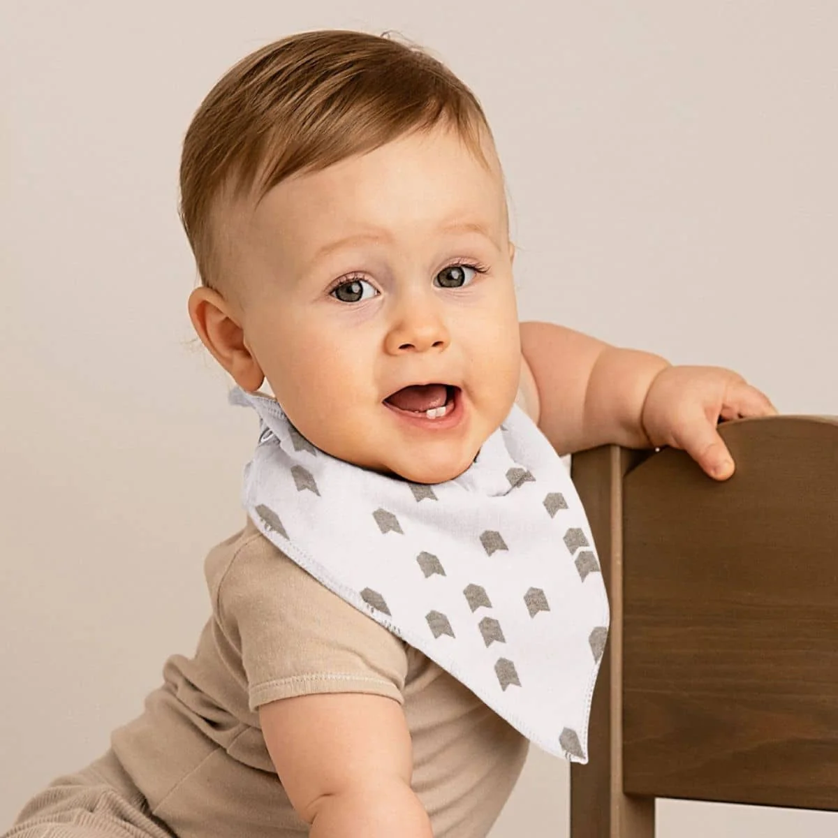 KeaBabies Organic Bandana Bibs Set - Grayscape - Image 2