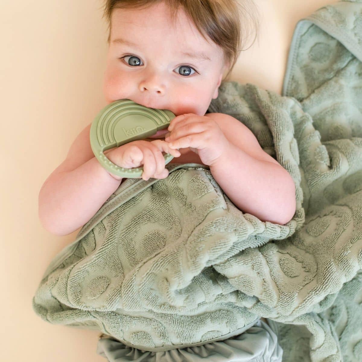 Kiin Baby Hooded Beach Towel - Sage - Image 2