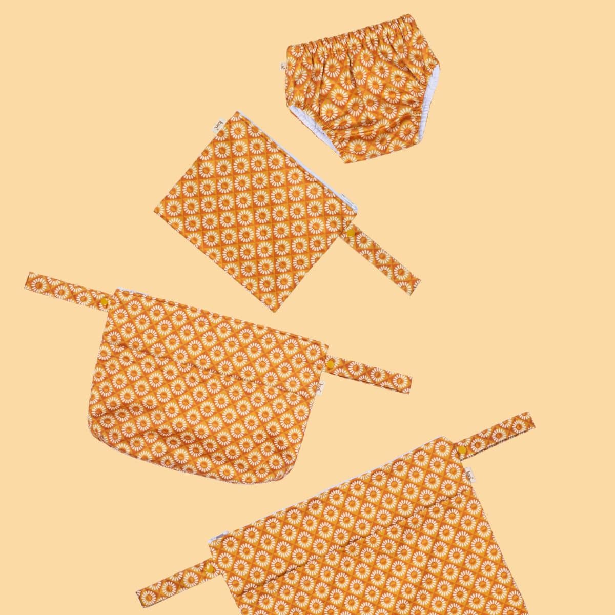 Kiin Baby Reusable Wet Bag - Medium - Daisy Daze - Image 2