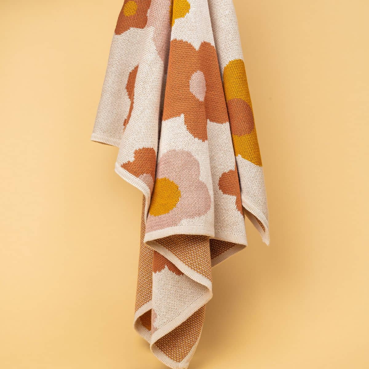 Kiin Baby Organic Cotton Knitted Blanket - Bloom - Image 4