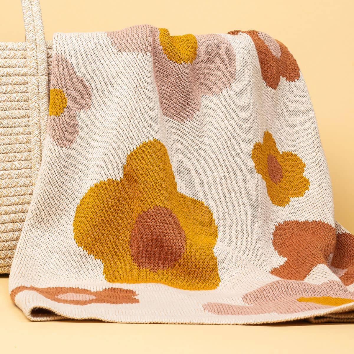 Kiin Baby Organic Cotton Knitted Blanket - Bloom - Image 5