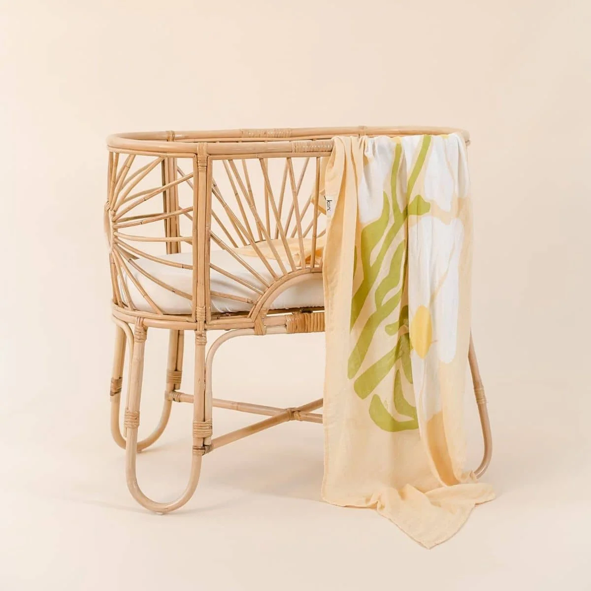 Kiin Baby Organic Muslin Swaddle - Limited Edition - Fleur Warm Oat - Image 6