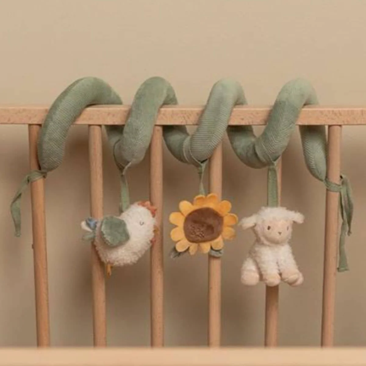 Little Dutch Little Farm Activity Spiral - Image 2
