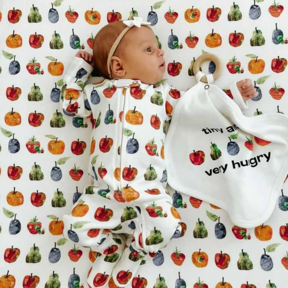 L'ovedbaby x The Very Hungry Caterpillar Organic 2-Way Zipper Footie - Fruits - Image 3