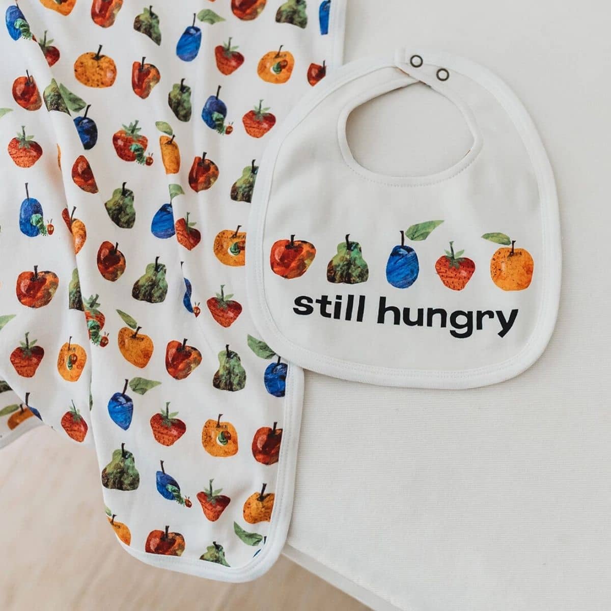 L'ovedbaby x The Very Hungry Caterpillar Organic Two Layer Reversible Bib - Fruits - Image 5