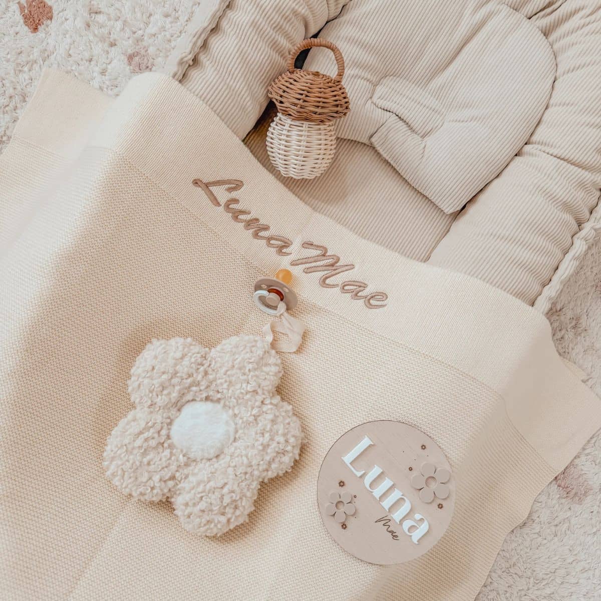 Luna Mae Creations - Pacifier Holder - Sherpa Daisy - Image 5