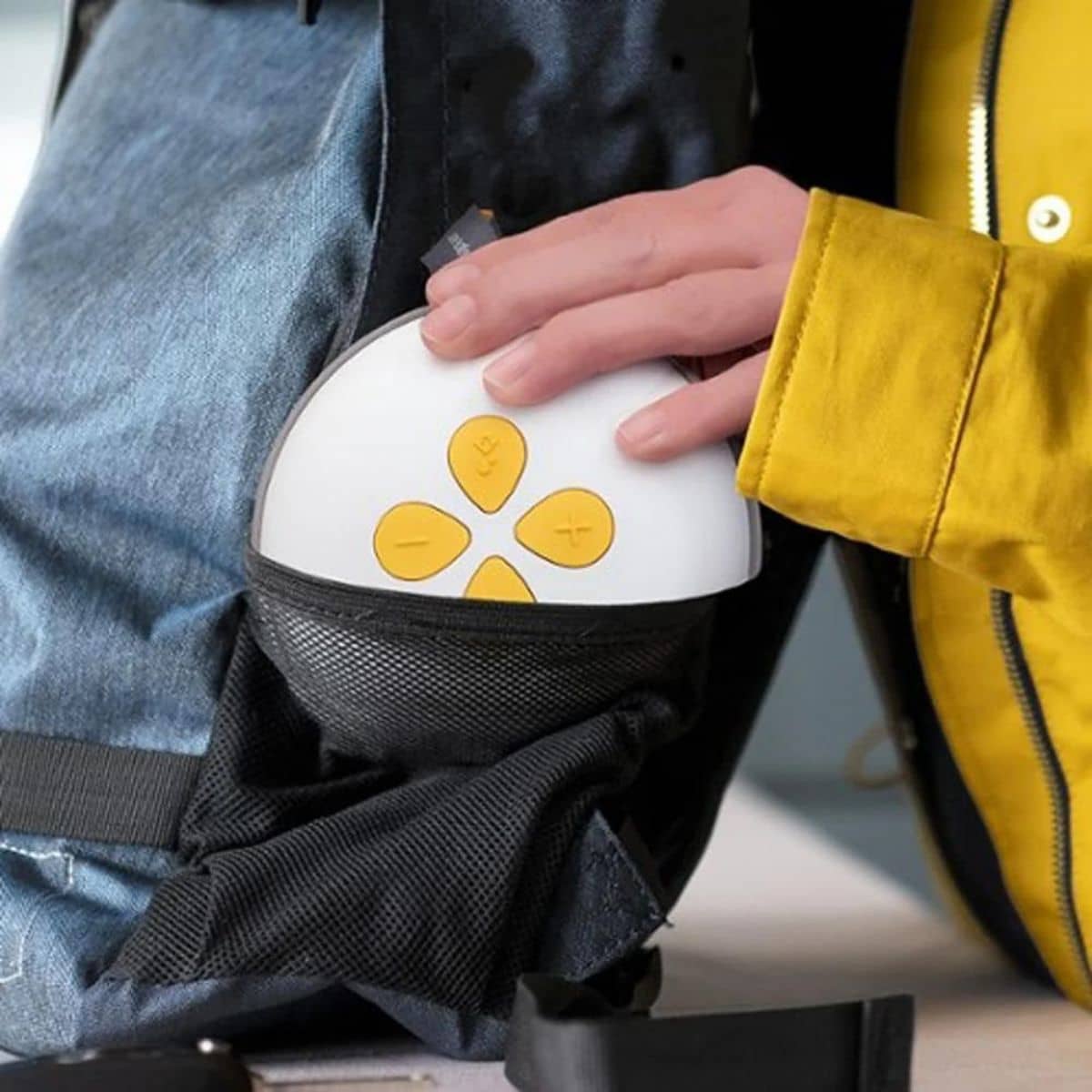 Medela Swing Maxi Bluetooth Double Electric Breast Pump - Image 4