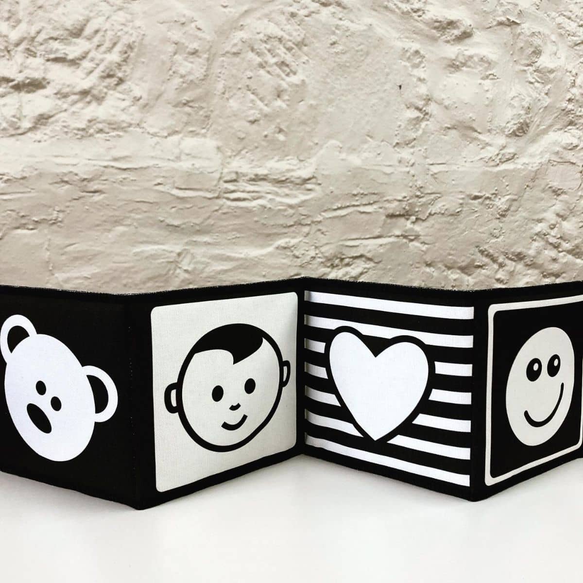 Mesmerised Faces for Baby Organic Cloth Book - Image 3