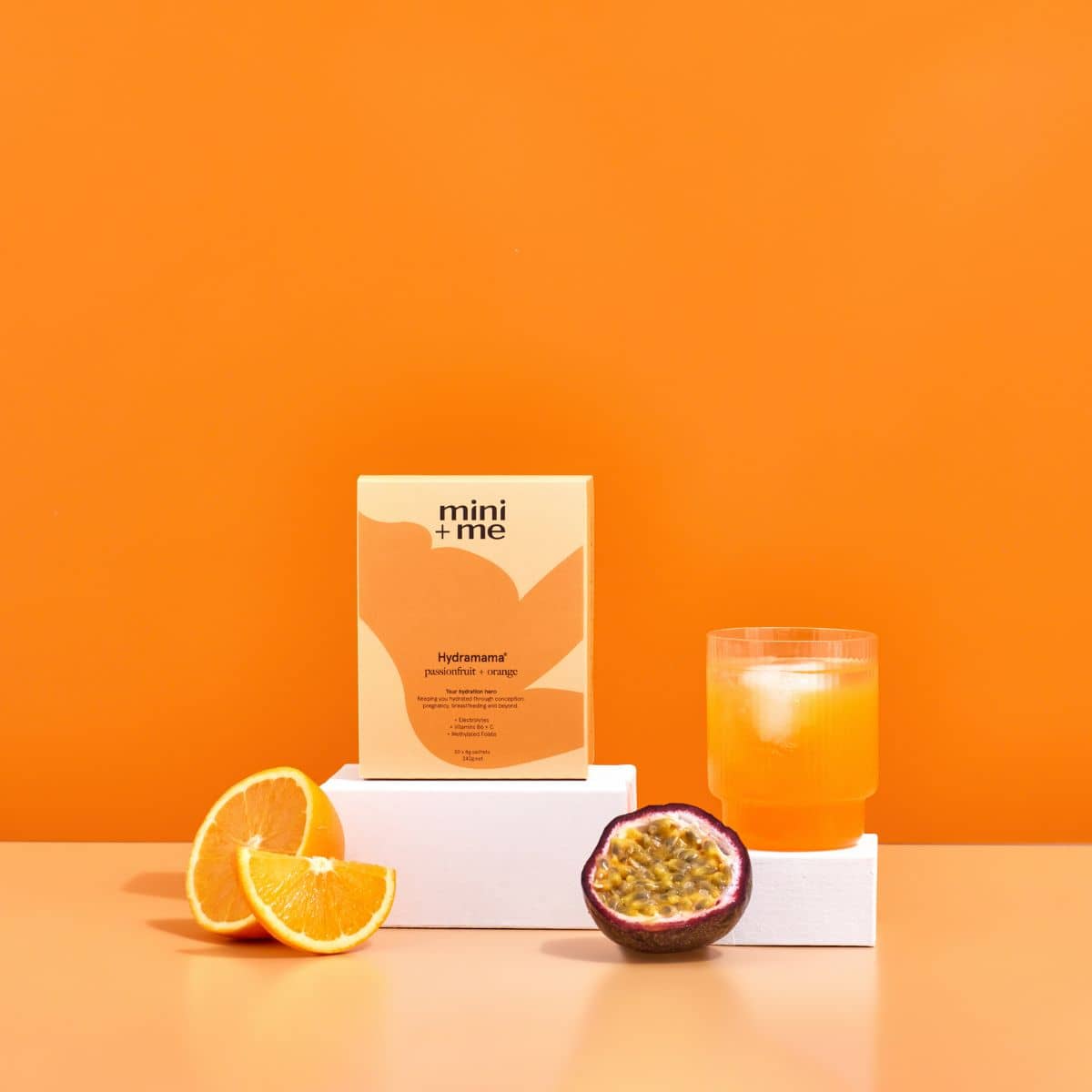 Mini + Me Hydramama Hydration Support Drink - Passionfruit and Orange - Image 2
