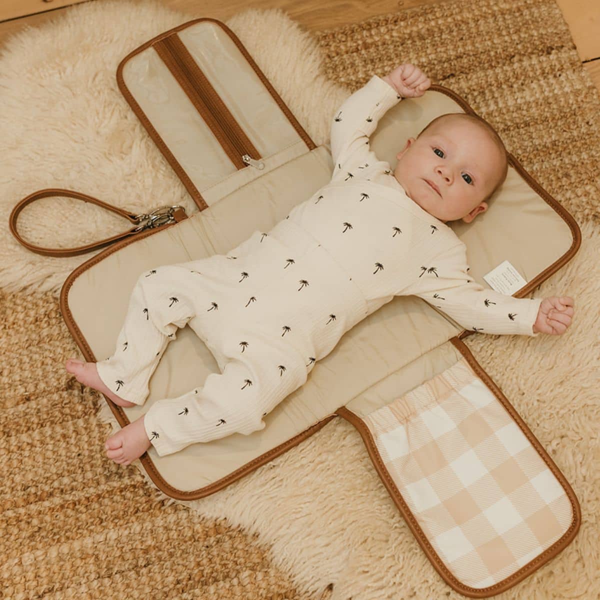 OiOi Change Mat Clutch - Gingham/Beige - Image 2