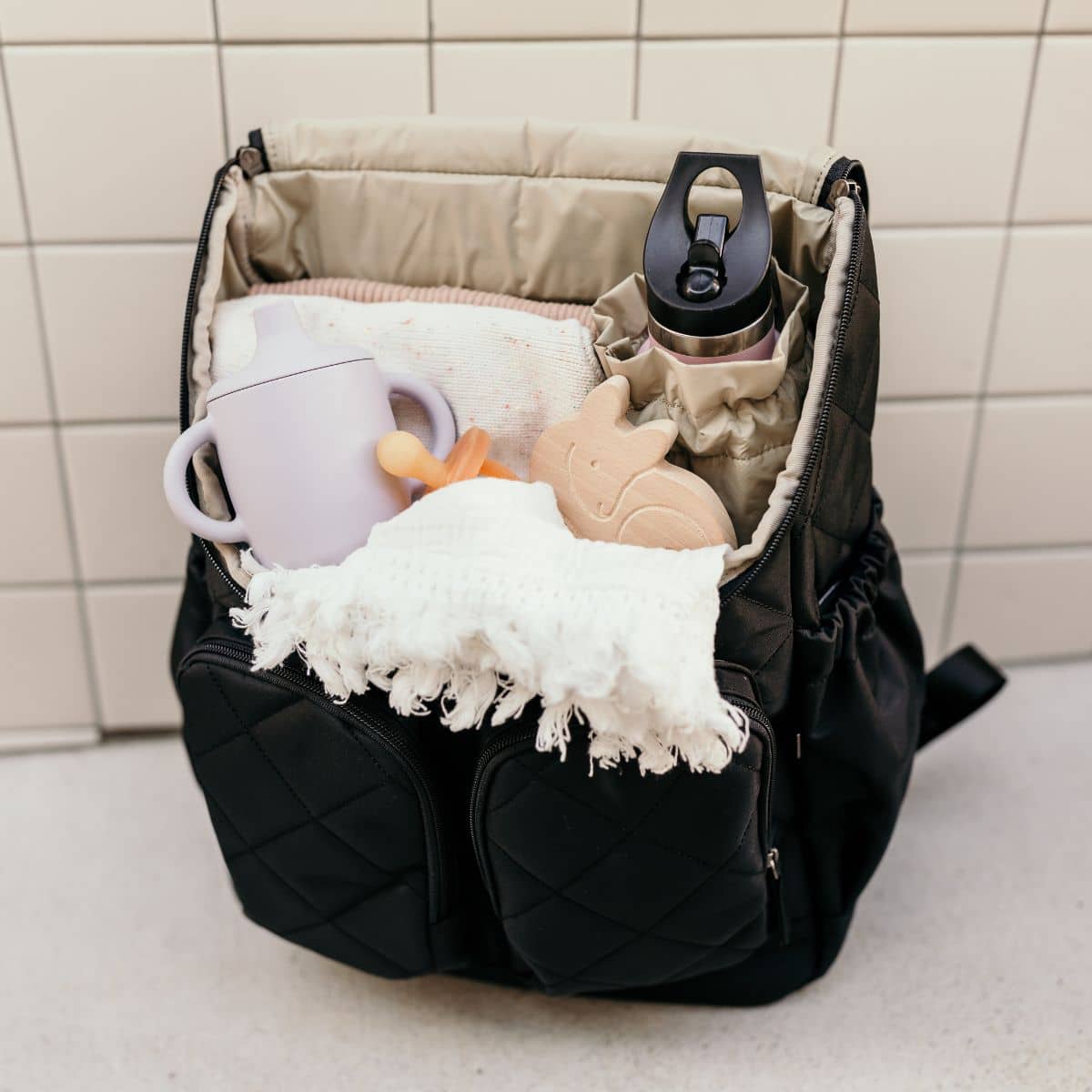 OiOi Signature Nappy Backpack - Black Diamond Quilt - Image 5