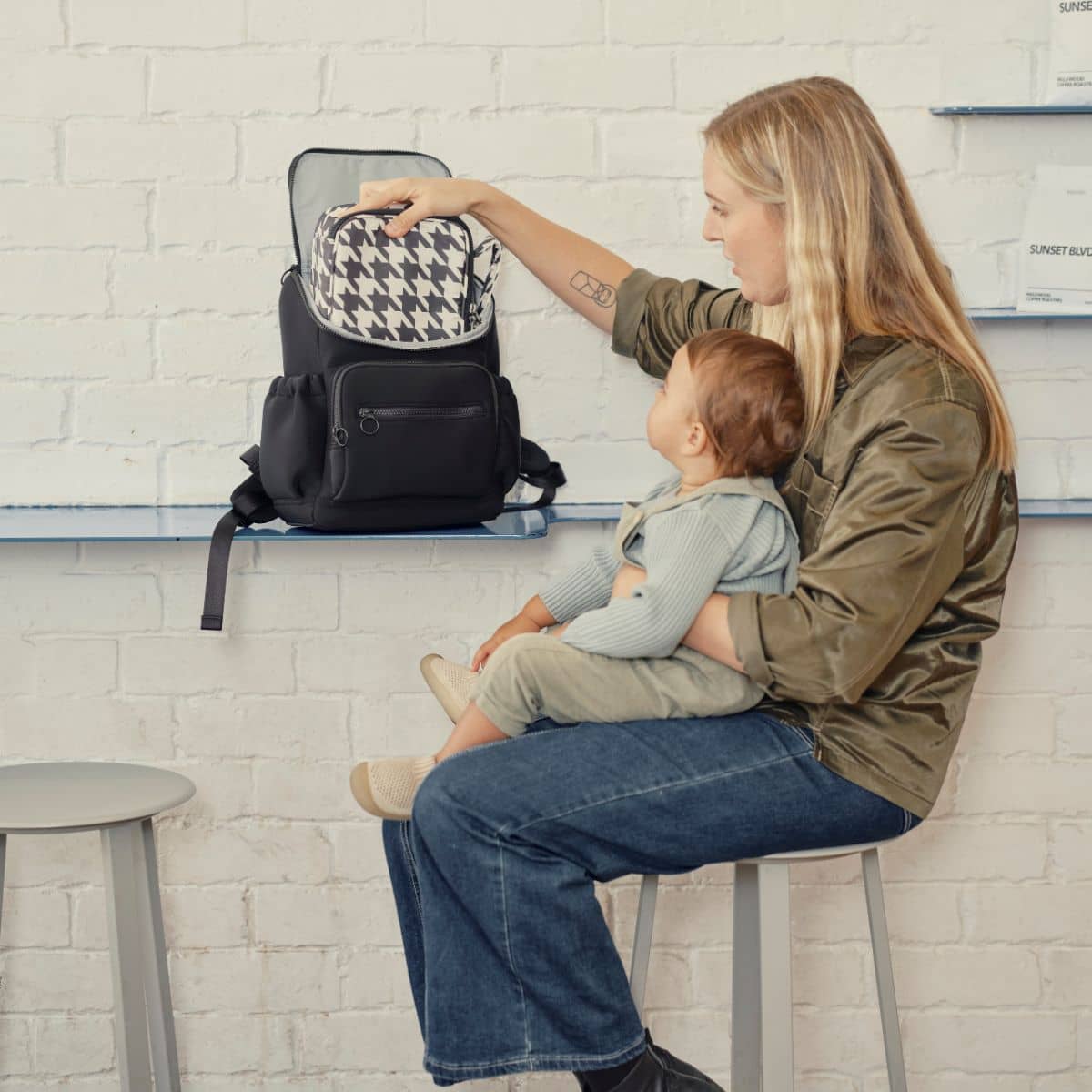 OiOi Mini Signature Backpack 2.0 - Black Neoprene - Image 4