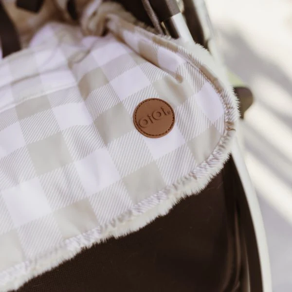 OiOi Reversible Cozy Fleece Pram Liner - Gingham Beige - Image 4