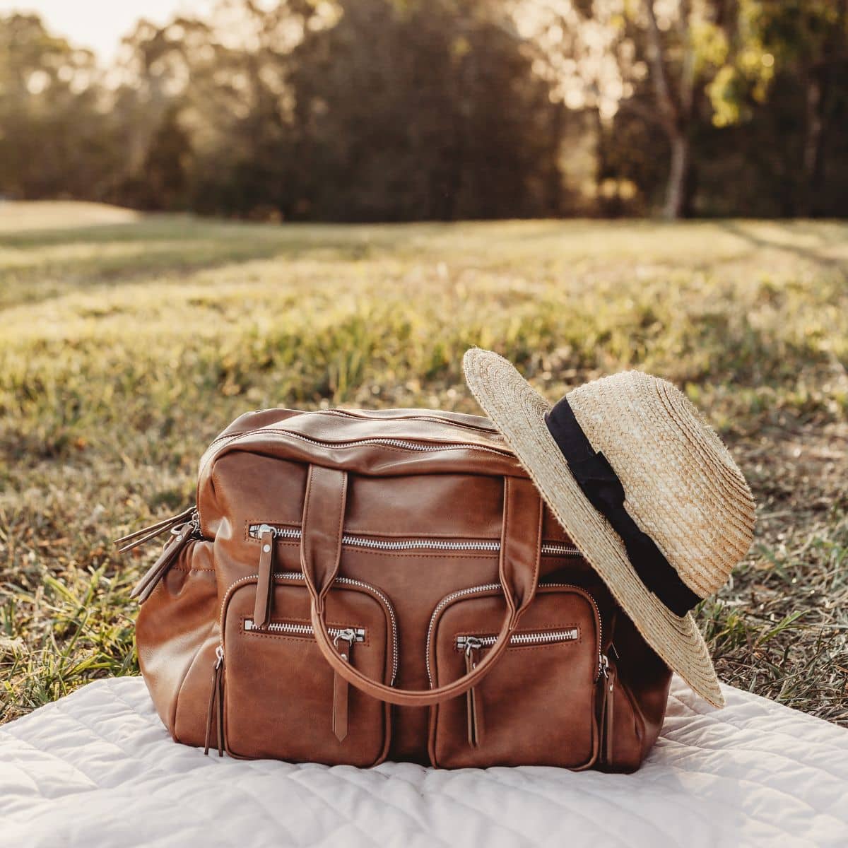 OiOi Carry All Nappy Bag - Tan Vegan Leather - Image 4