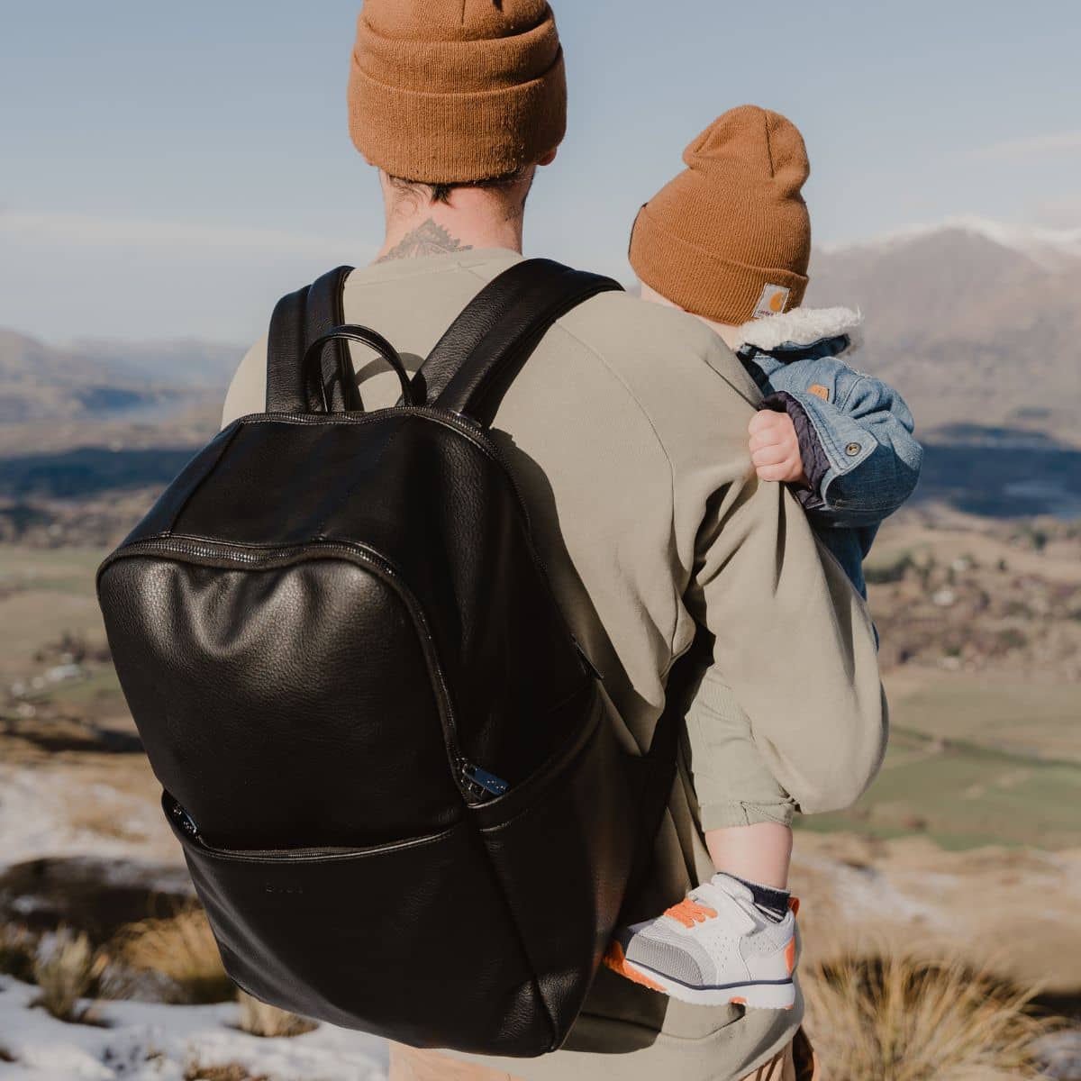 OiOi Multitasker Nappy Backpack - Black Vegan Leather - Image 11