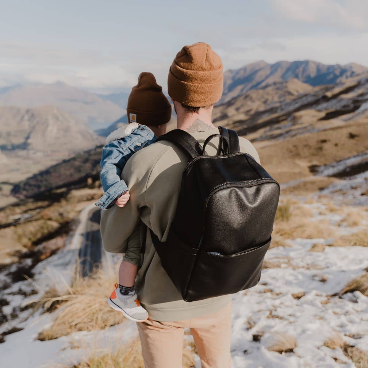 OiOi Multitasker Nappy Backpack - Black Vegan Leather - Image 2