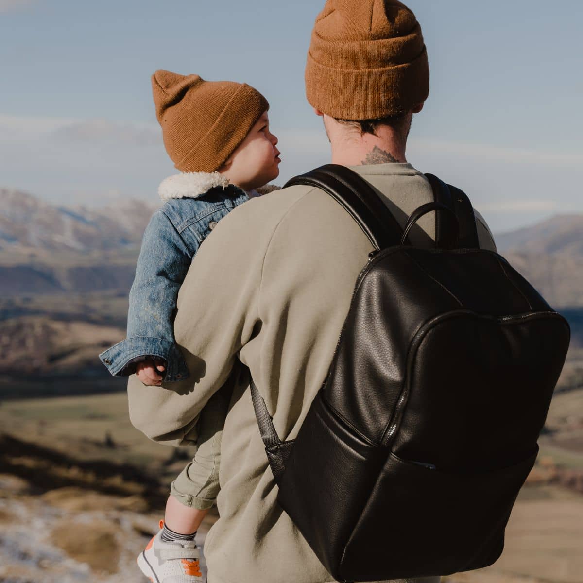 OiOi Multitasker Nappy Backpack - Black Vegan Leather - Image 6