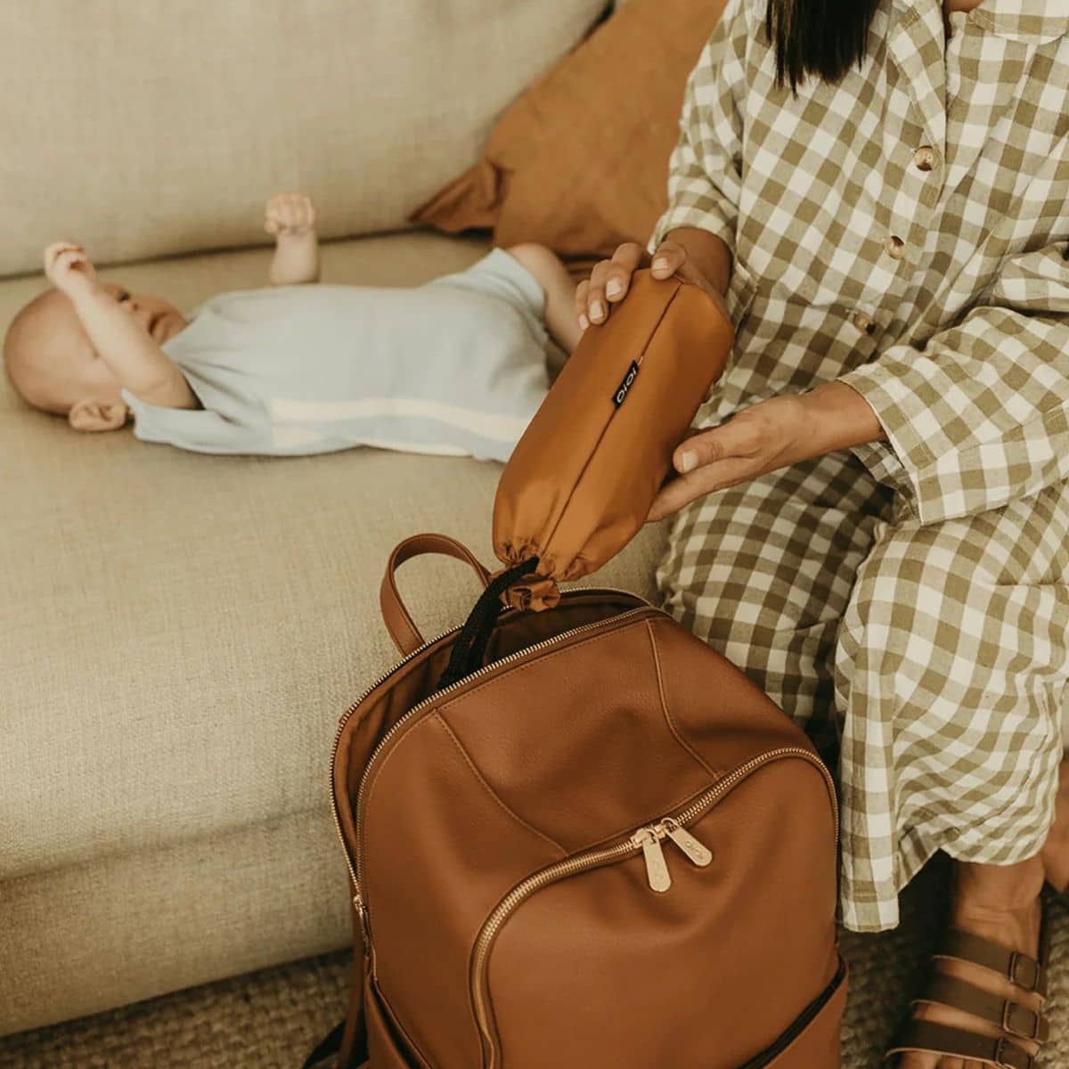 OiOi Multitasker Nappy Backpack - Chestnut Vegan Leather - Image 5