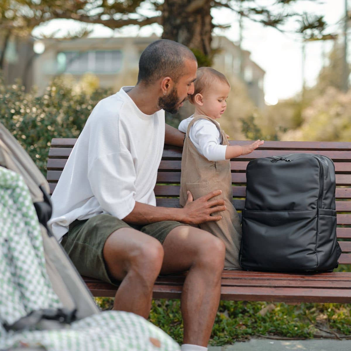 OiOi Multitasker Nappy Backpack - Black Weatherproof - Image 4